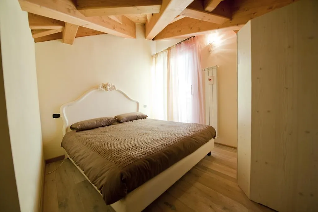 Residence La Corte Vezza dʼOglio